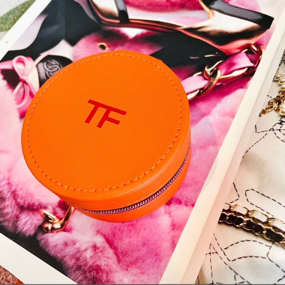 Tom Ford Bitter Peach Cushion Compact Leather Case